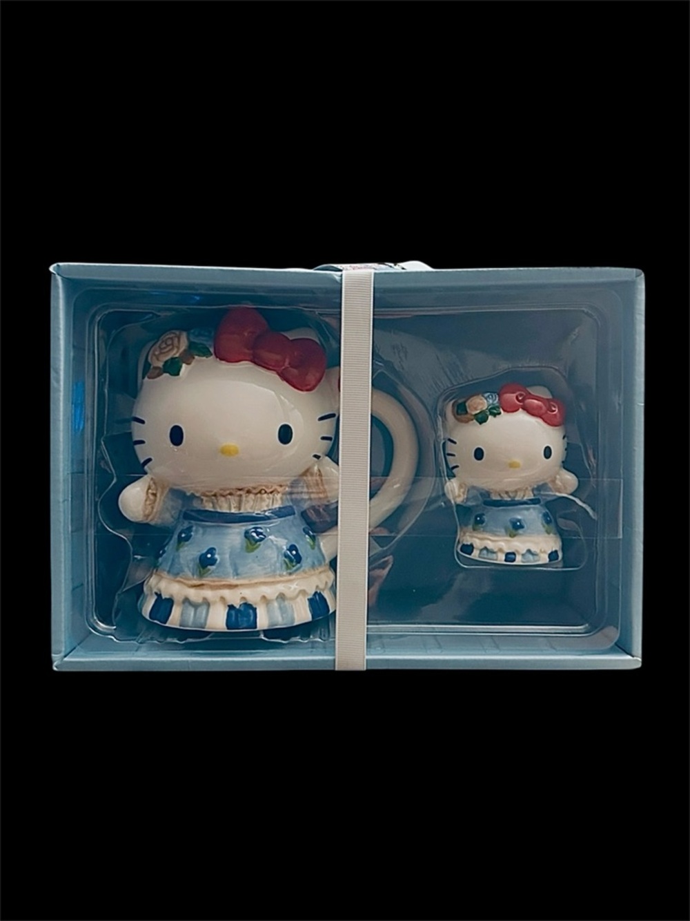*NEW* Hello Kitty Ceramic Mug and Figurine Set